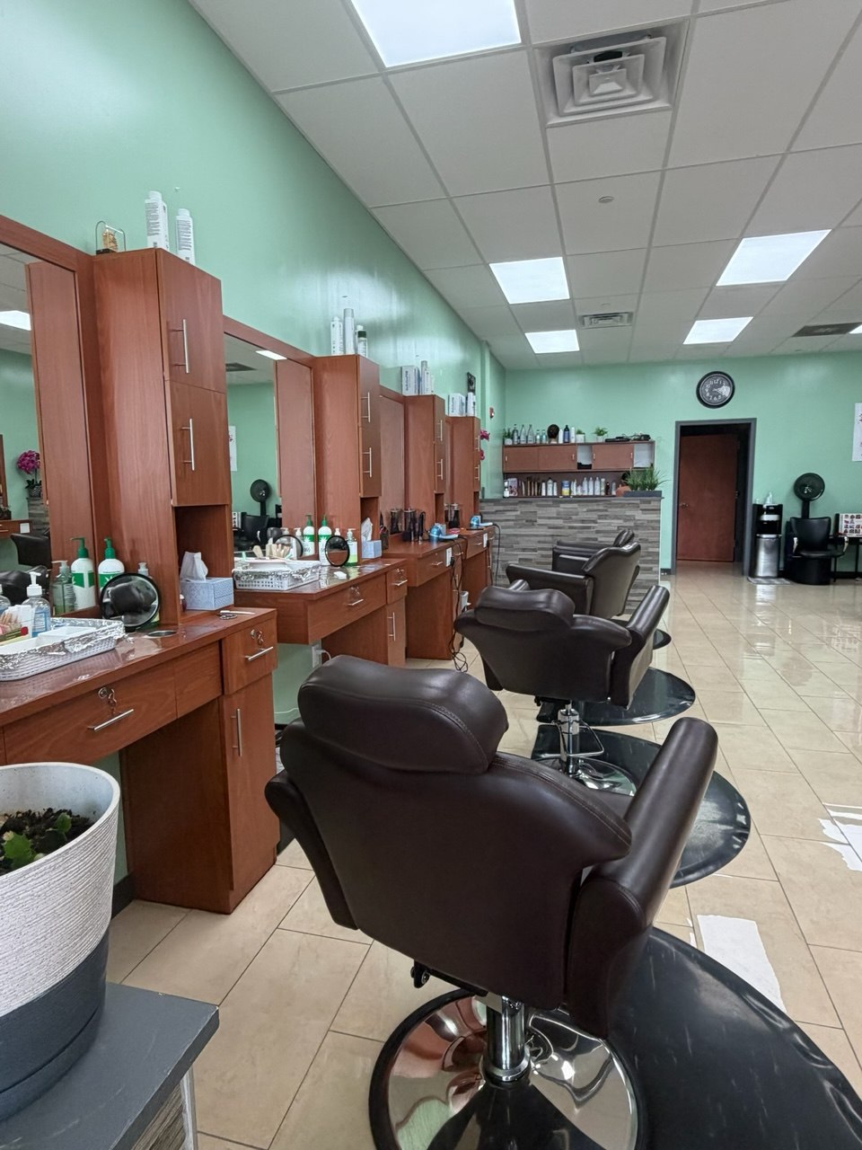 Styling stations